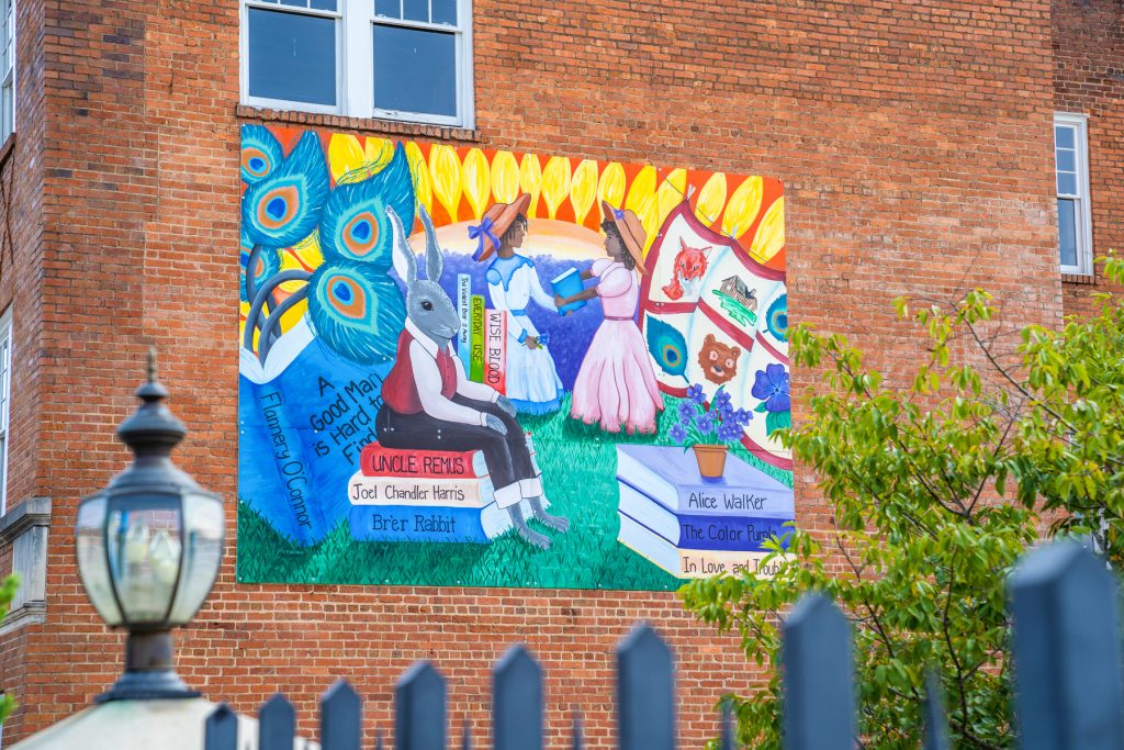 Must See Murals in Eatonton, Georgia